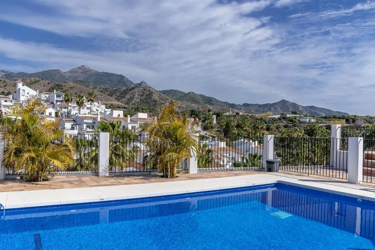 Tetuan 31 Oasis Properties Nerja
