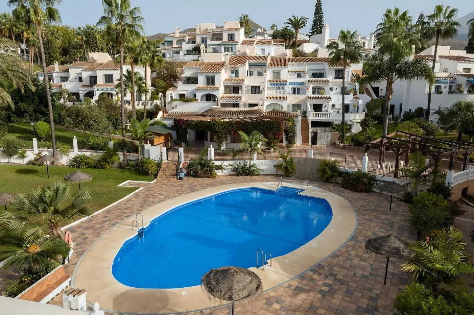 Tetuan 31 Oasis Properties Nerja